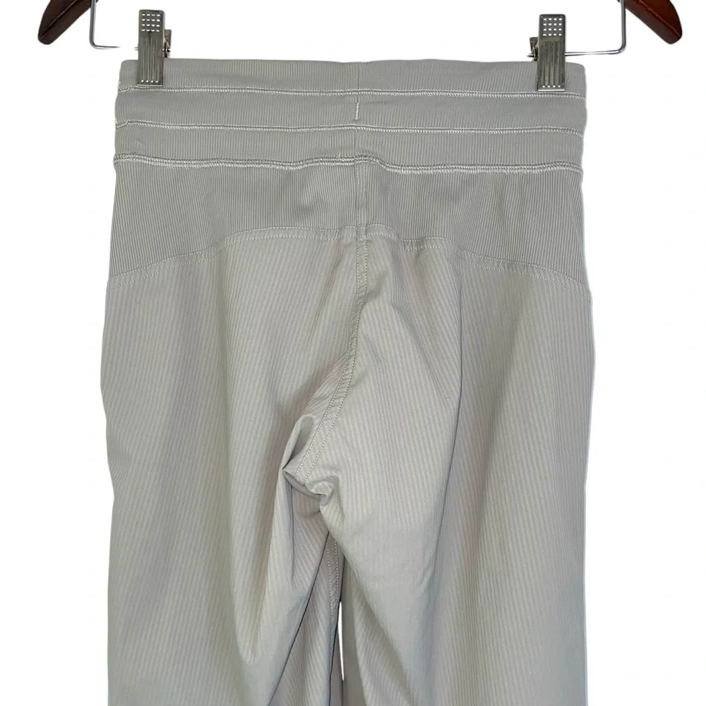 Lululemon dance studio mid rise jogger pants drawstring sage green women’s 0